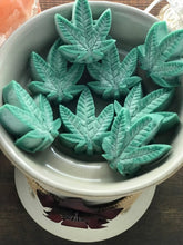 Load image into Gallery viewer, Hemp Scented Candles